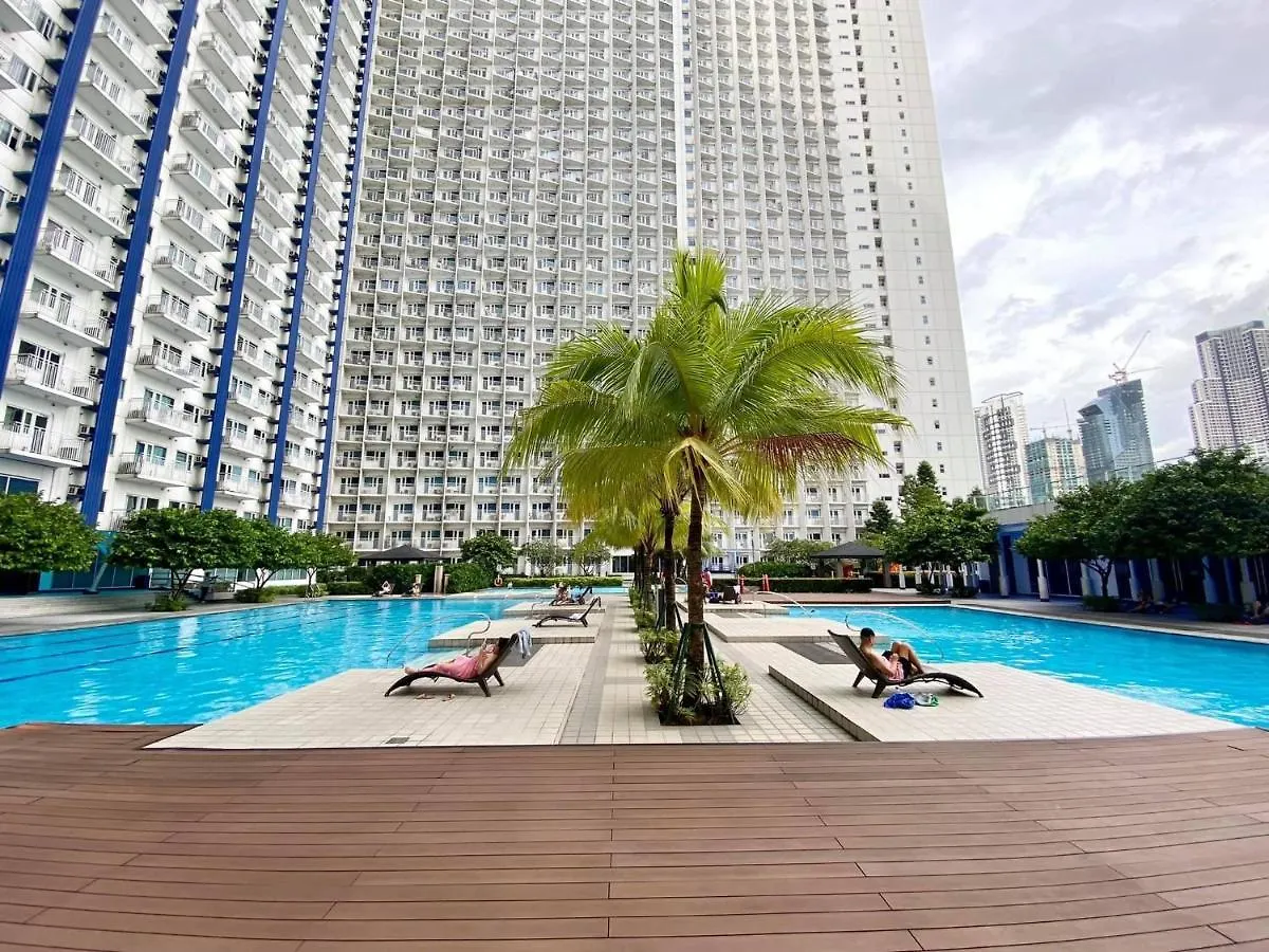 Stonewood Suites In Jazz Residences Makati 2X Bigger Unit Manila Apartment