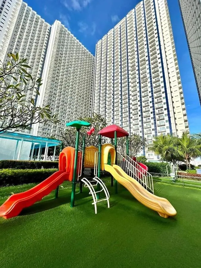 Stonewood Suites In Jazz Residences Makati 2X Bigger Unit Manila