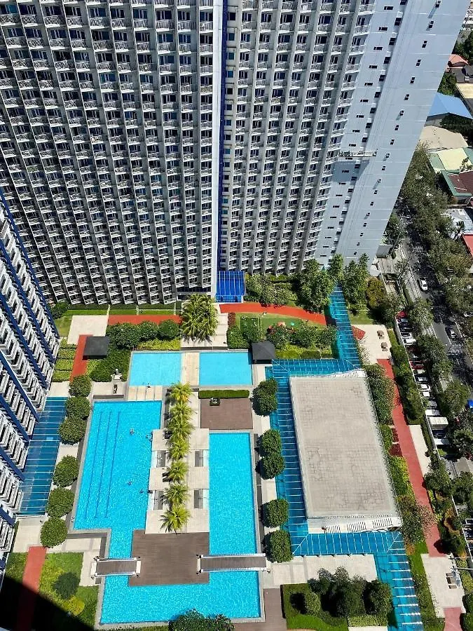 Stonewood Suites In Jazz Residences Makati 2X Bigger Unit Manila Philippines