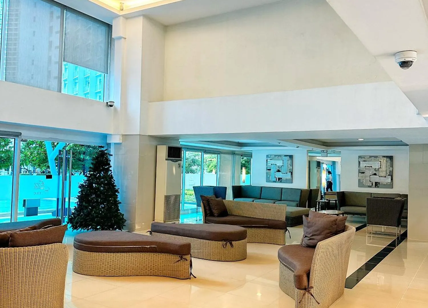 Stonewood Suites In Jazz Residences Makati 2X Bigger Unit Manila Philippines